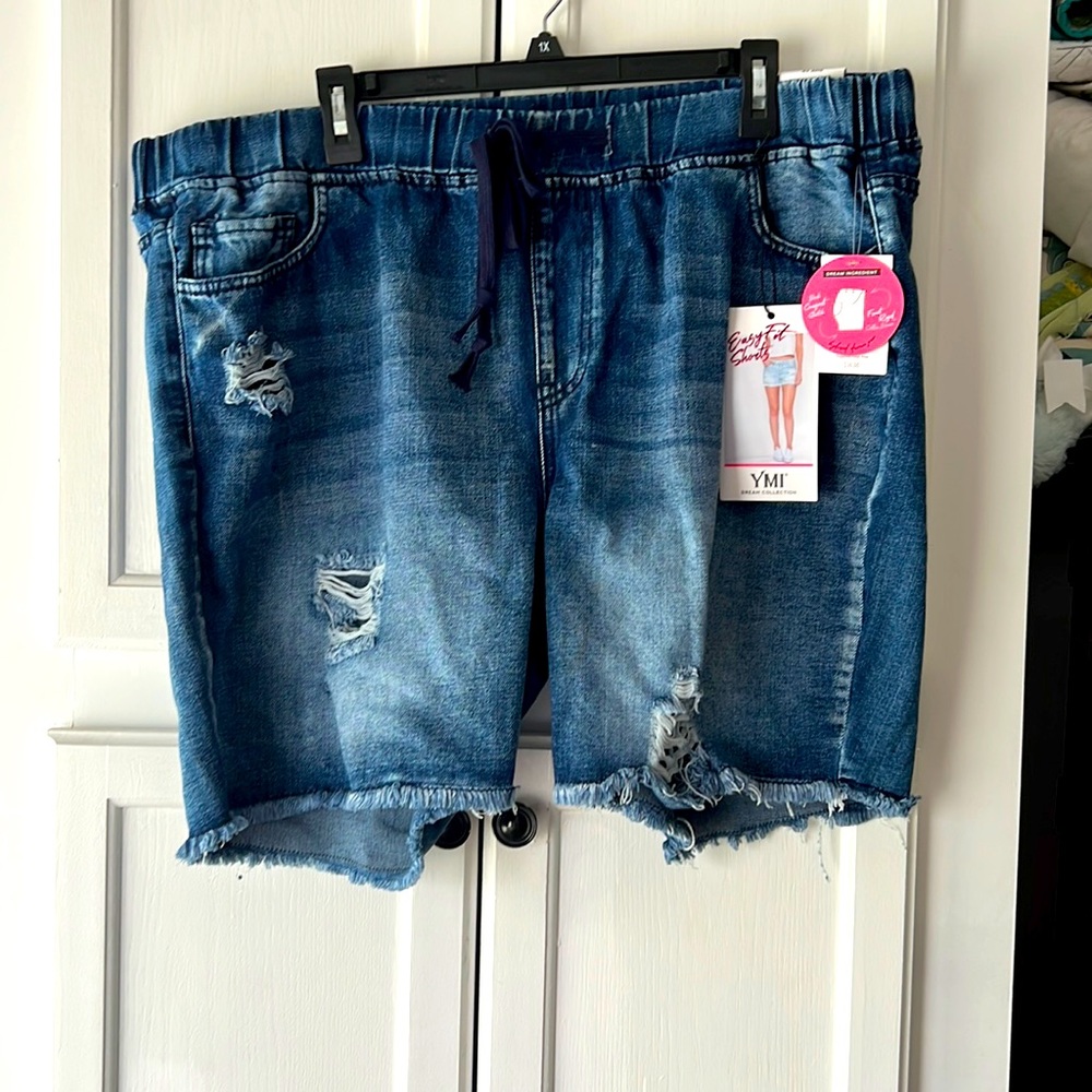 YMI Dream Collection womens shorts